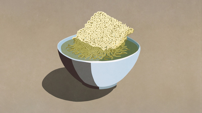 Диетолог Кованова: лапшу быстрого приготовления можно есть два раза в месяц