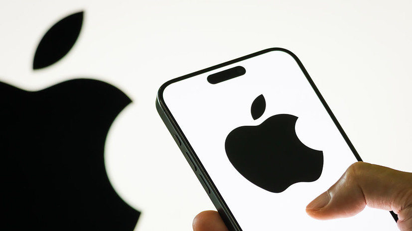 РИА Новости: в Минцифры обсуждают приостановку оплаты сервисов Apple с телефона