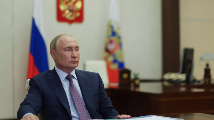 На часах Путина заметили надпись «Сделано в России»