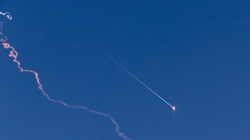 Военный самолёт Ирака уничтожен при обстреле авиабазы в Багдаде