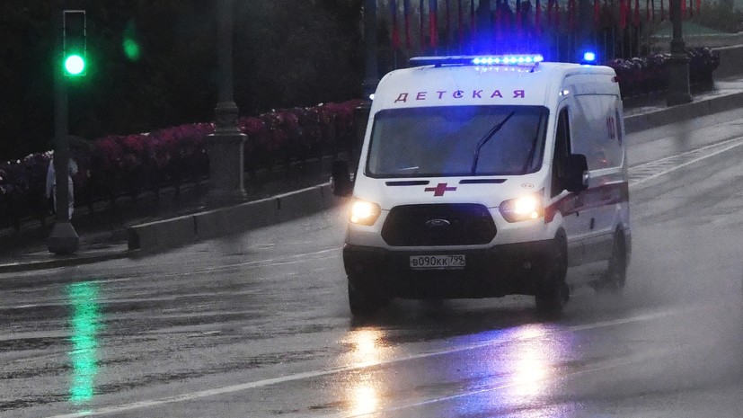 Три человека, в том числе двое детей, пострадали при атаке БПЛА в Ленобласти