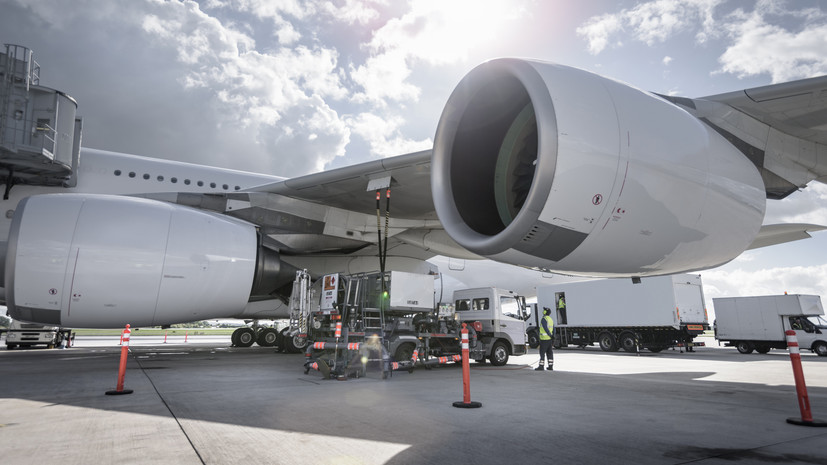 Индия отменила резкое повышение цен на авиационное топливо