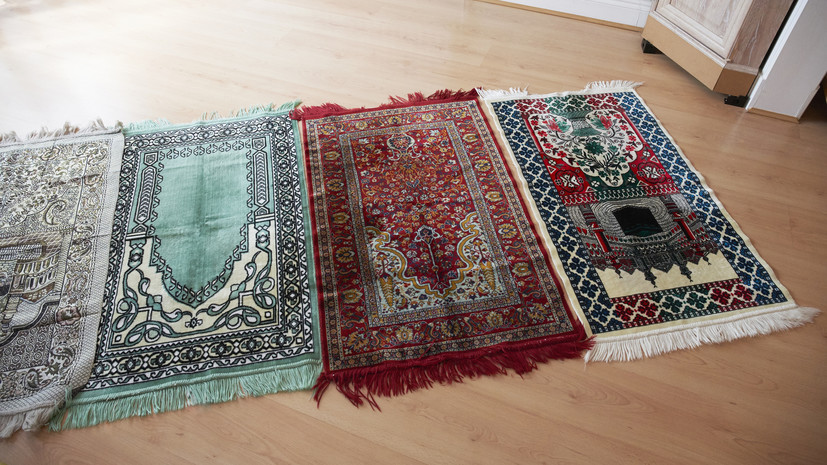 Жительница Махачкалы подарит спасителю дочери молитвенный коврик