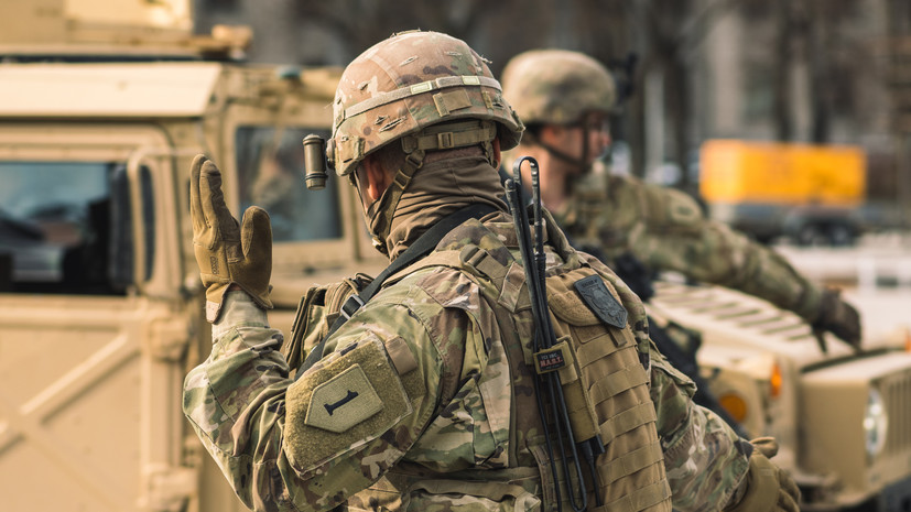 Американист Блохин: США никогда не выйдут из НАТО