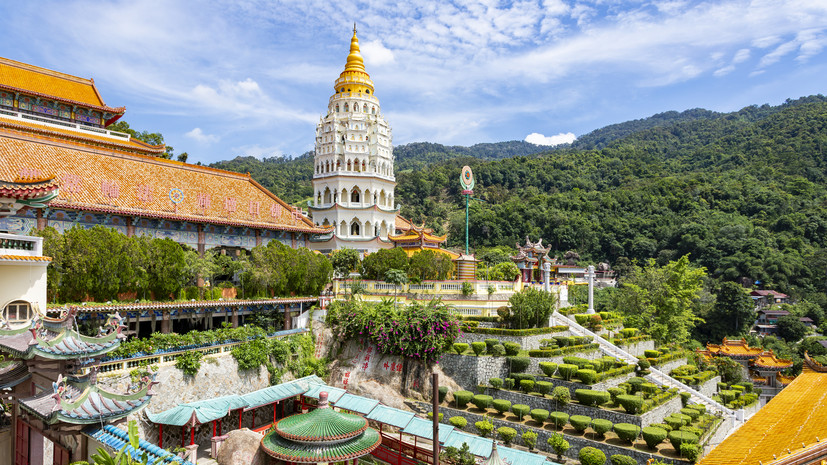 Решетников: Россия прорабатывает безвиз с Малайзией и Бахрейном