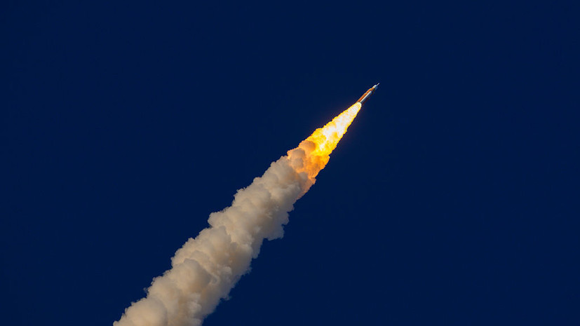 Космонавт Шкаплеров рассказал о перспективах освоения Луны