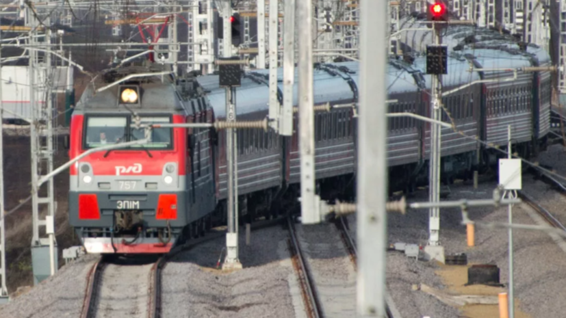 Пассажир &mdash; о ЧП с поездом: я просто лбом улетел на сиденье, об стену