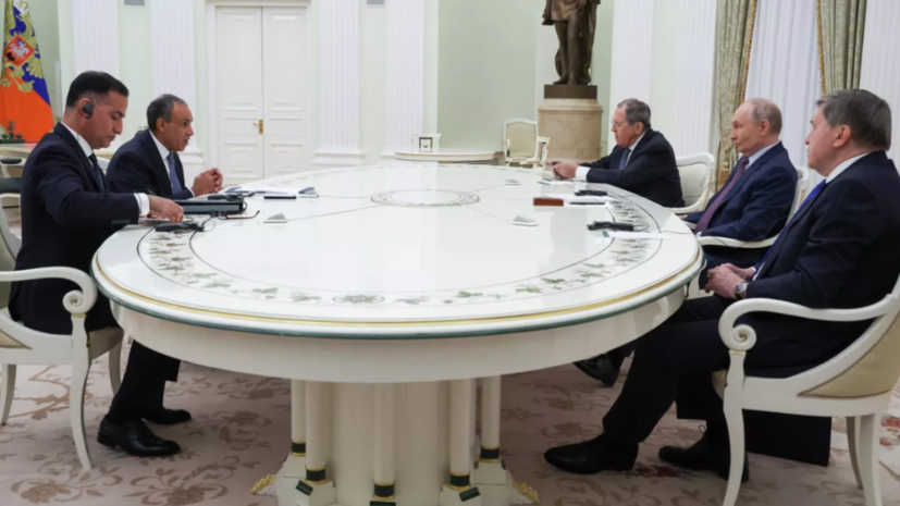 Лавров в шутку поправил переводчика на переговорах с главой МИД Египта