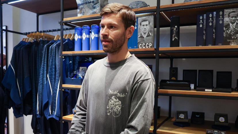 Смолов заявил, что у него вымогали миллион долларов после драки