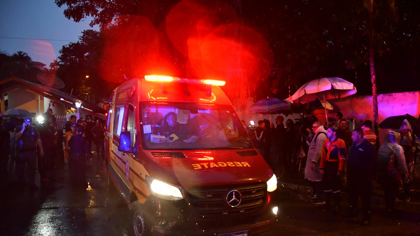 G1: четыре человека погибли при падении самолёта на ресторан в Бразилии