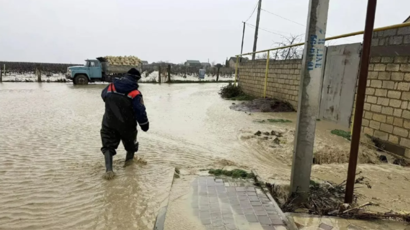МЧС: более 1 тысячи жилых домов подтоплено в Дагестане