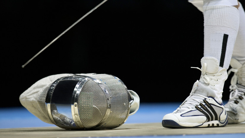 Российские саблистки выиграли командный турнир на юниорском чемпионате мира в Бразилии