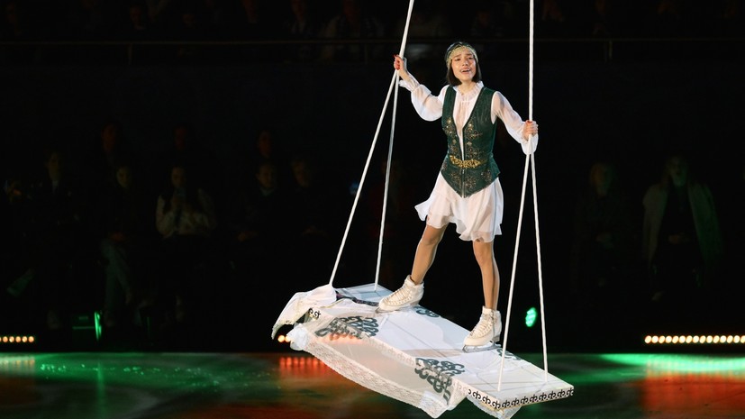 Загитова, Садкова и Кондратюк получили спецпризы от жюри на «Русском вызове»