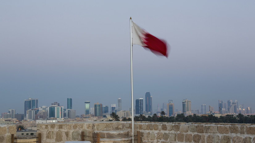 В Бахрейне сообщили об атаке дронов Ирана на нефтехимический завод