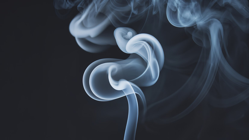 Адвокат Жаров рассказал, что делать для борьбы с курящими соседями