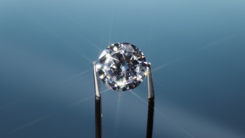 Финансист Селезнёв: бессмысленно инвестировать в бриллианты