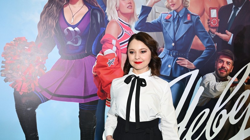 Звезду сериала «СашаТаня» Рубцову внесли в базу экстремистского «Миротворца»