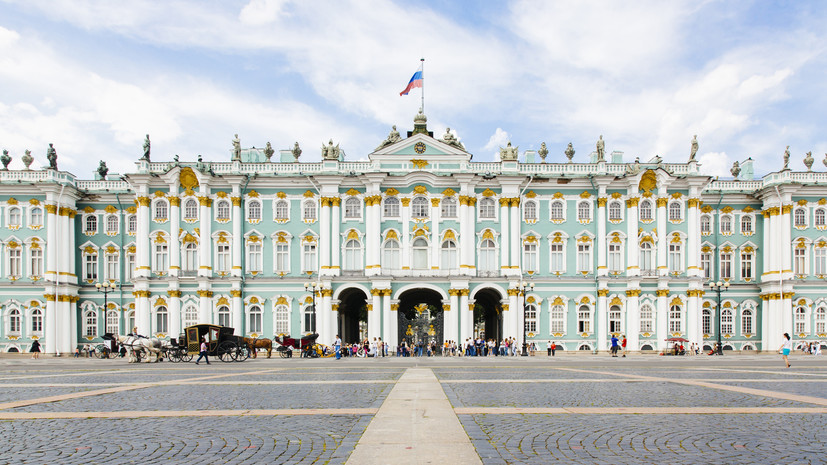 Фассон: нам со школьной скамьи внушали, что Россия вечно с кем-то борется