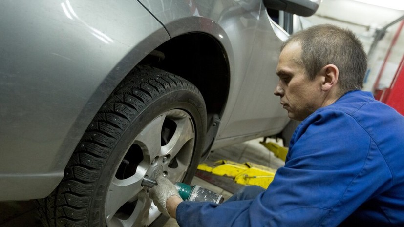 Россиянам рассказали о критериях, влияющих на смену резины на автомобиле