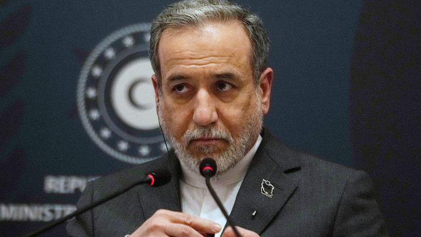 Глава МИД Ирана заявил об открытии Ормузского пролива на две недели