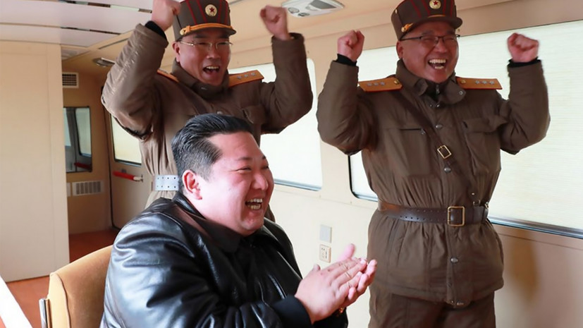 КНДР запустила несколько баллистических ракет в сторону Японского моря