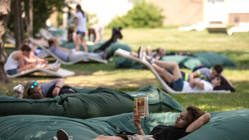 Доцент Рогалева: россияне будут отдыхать с 9 по 11 мая включительно