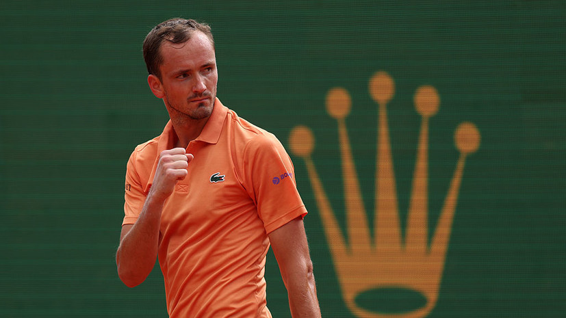 Медведев уступил 90-й ракетке мира на «Мастерсе» в Монте-Карло, не выиграв ни гейма