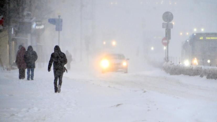 Автоэксперт Кадаков: при снегопаде эстакады особенно опасны для водителей