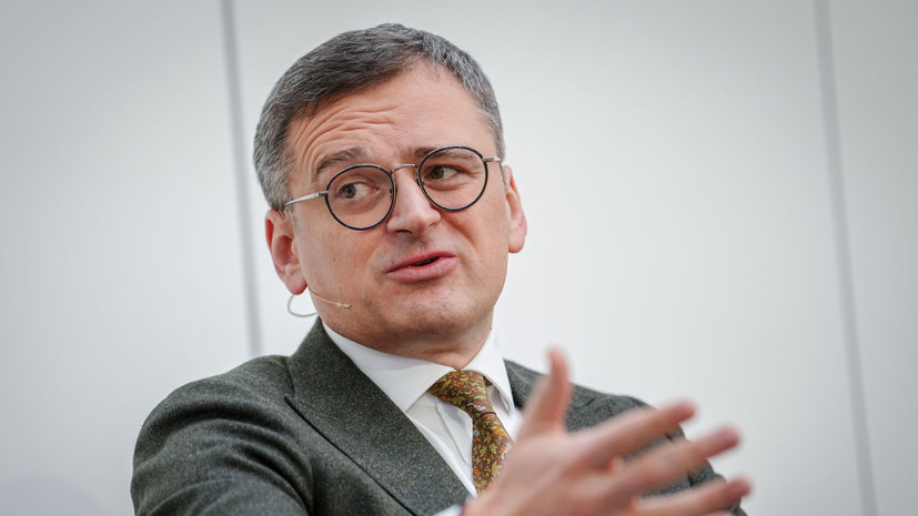 Кулеба заявил, что в 2022 году часть кабмина эвакуировали в Ивано-Франковск