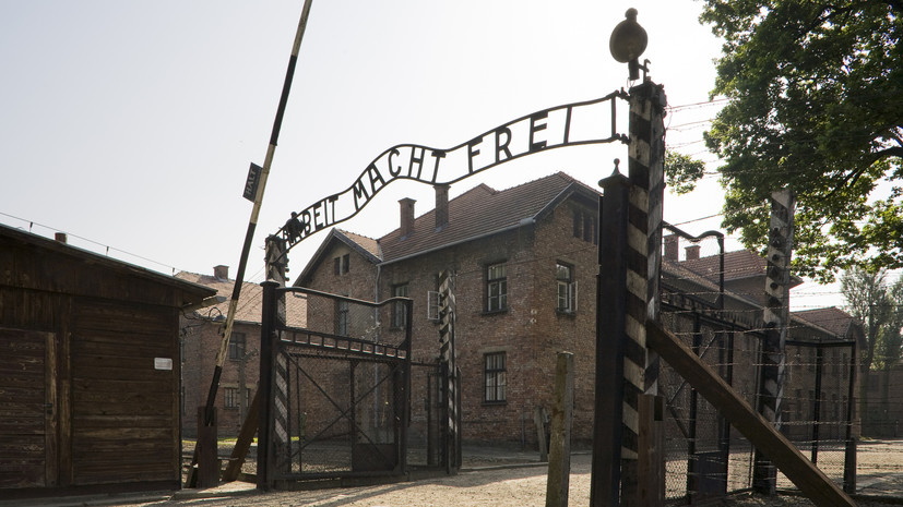 В ФРГ школьников решили отправлять на экскурсии в концлагеря