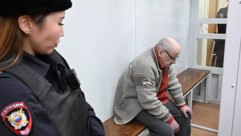 Экс-замминистра обороны Павла Попова приговорили к 19 годам колонии