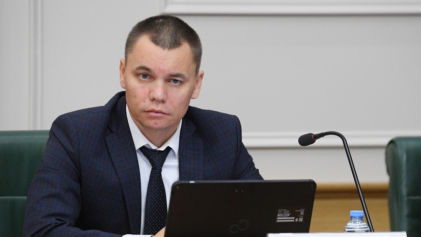 Мишустин приостановил госслужбу замглавы Минцифры Заренина