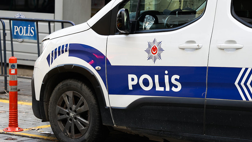 Полицейские задержали в Стамбуле актрису сериала «Зимородок» из-за наркотиков