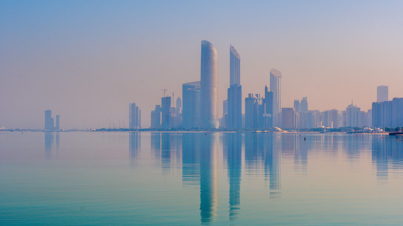Французская журналистка в прямом эфире «перенесла» Абу-Даби в Саудовскую Аравию