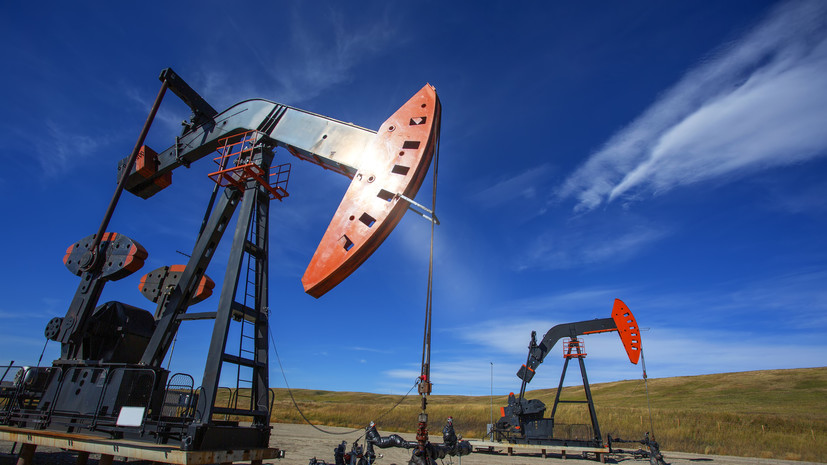 Песков заявил об отсутствии решений США по лицензии на продажу нефти России