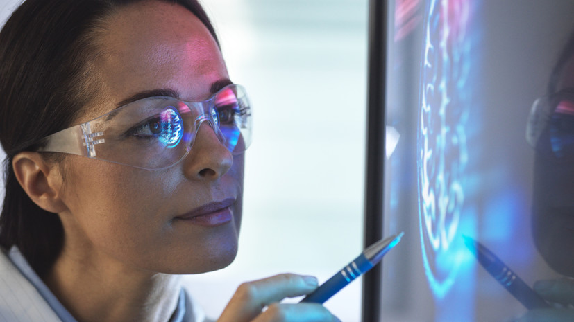 Невролог Комбарова рассказала о научных способах «прокачать» мозг