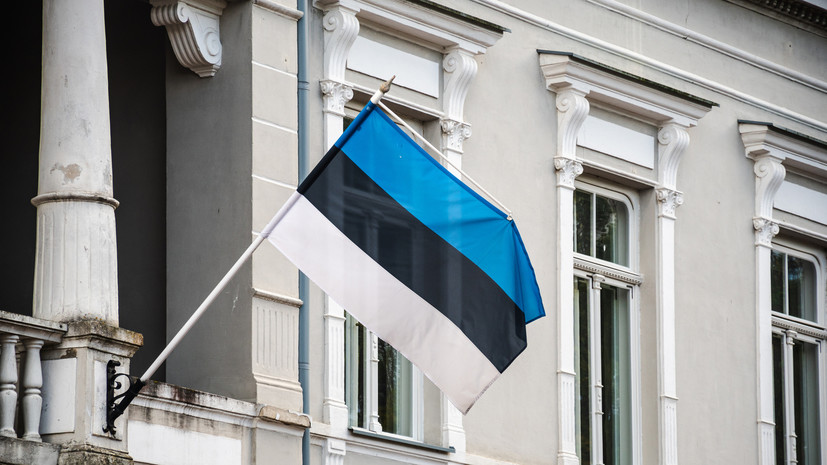 В Эстонии начали новый этап создания противотанковых рвов на границе с Россией