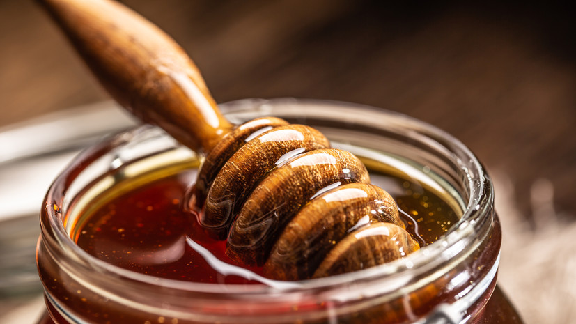 Агроэксперт Березнюк пояснил, как могут подделывать мёд