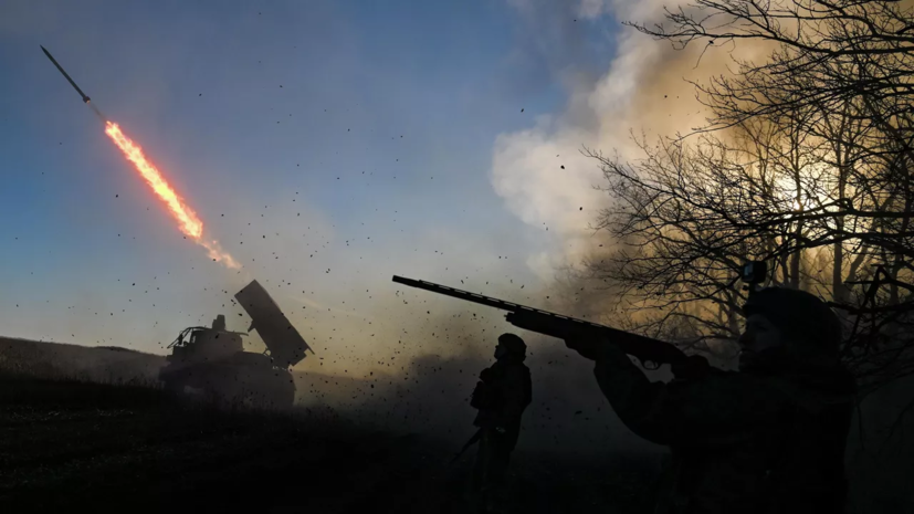 ВС России ударили по используемым ВСУ объектам ТЭК и транспорта Украины