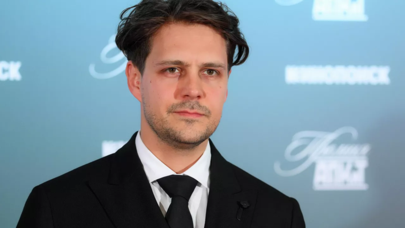 РИА Новости: гонорар актёра Биковича за съёмочный день достигает 2 млн рублей