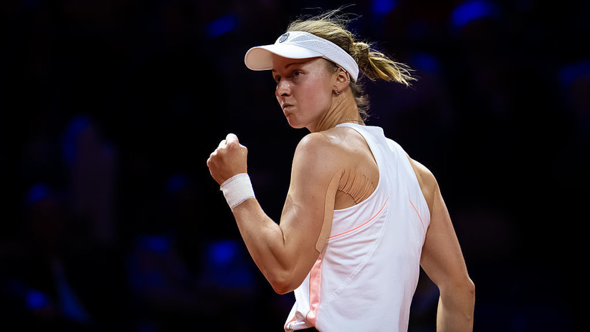 Самсонова выиграла турнир WTA в Штутгарте в парном разряде
