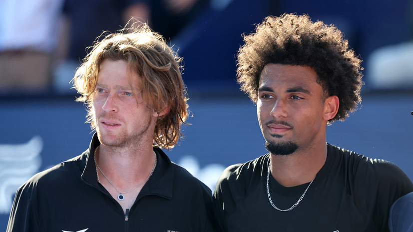 Рублёв назвал заслуженной победу Фиса в финале турнира ATP в Барселоне