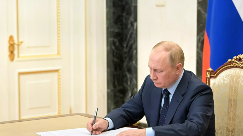 Путин ввёл в России эксперимент по отсрочке уплаты НДС для ряда импортёров