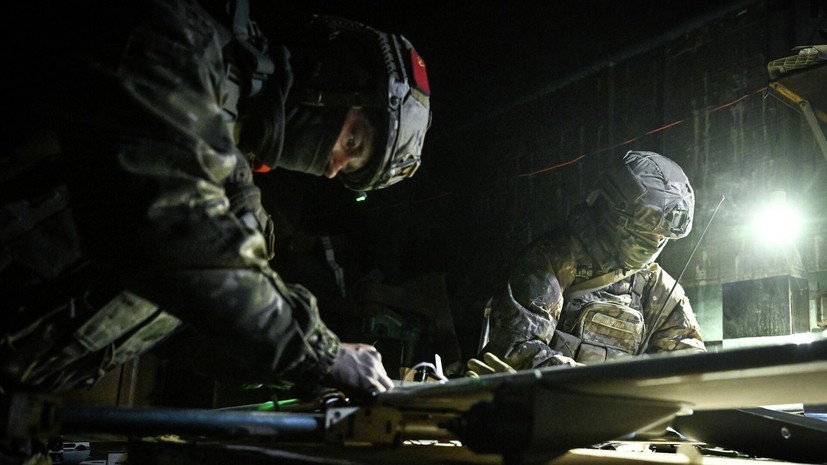 Герасимов проинспектировал выполнение боевых задач Южной группировкой войск