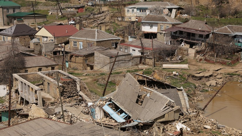 Путин потребовал помочь восстановить в Дагестане даже не оформленное жильё