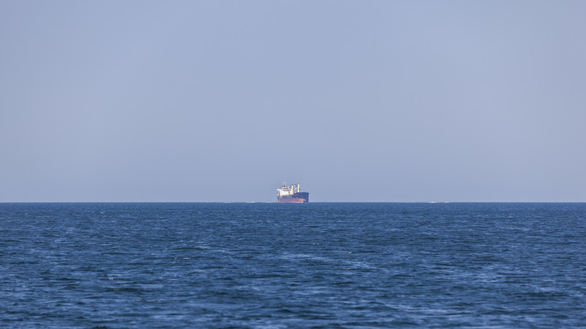 UKMTO: при атаке на контейнеровоз в Ормузском проливе никто не пострадал