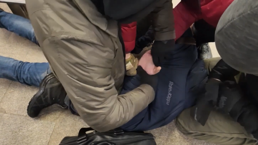 Опубликованы кадры задержания и допроса готовившего теракт в Москве агента Киева