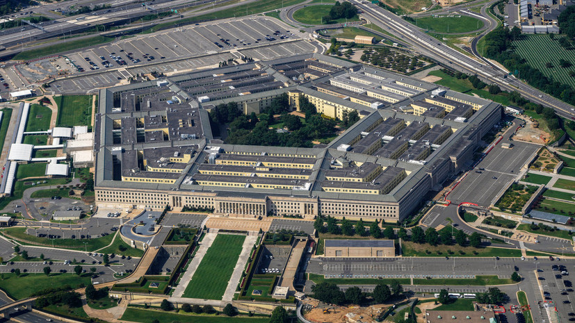 Пентагон сообщил об отставке министра ВМС США Фелана