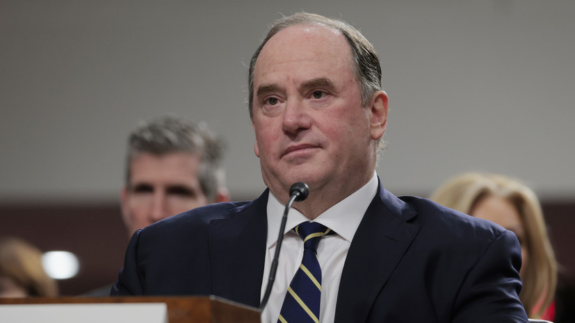 Глава ВМС США лишился поста из-за конфликта с шефом Пентагона