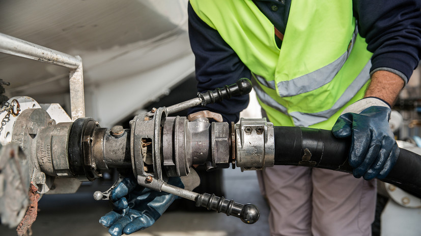 Аналитик Шнейдерман назвал условие для подорожания нефти выше $105